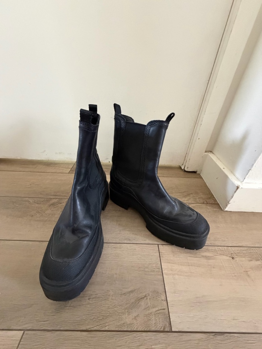Sam Edelman Black Leather Platform Chelsea Ankle Boots